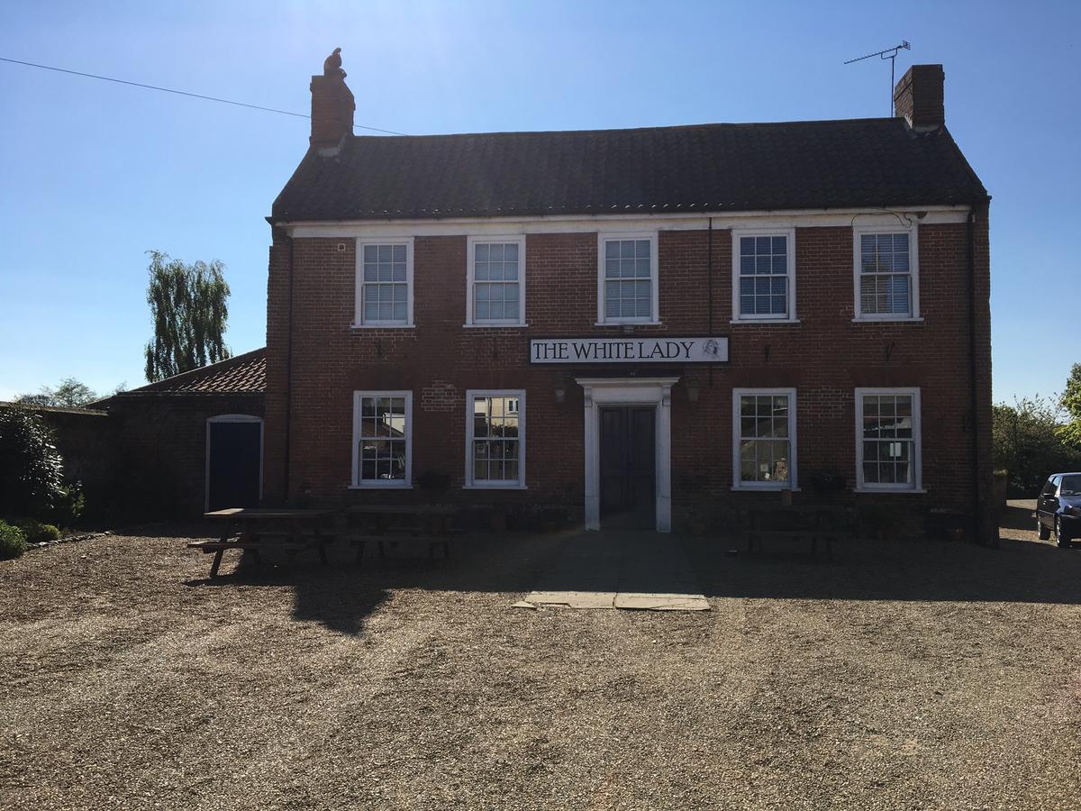 The White Lady Bed & Breakfast Worstead Exterior photo